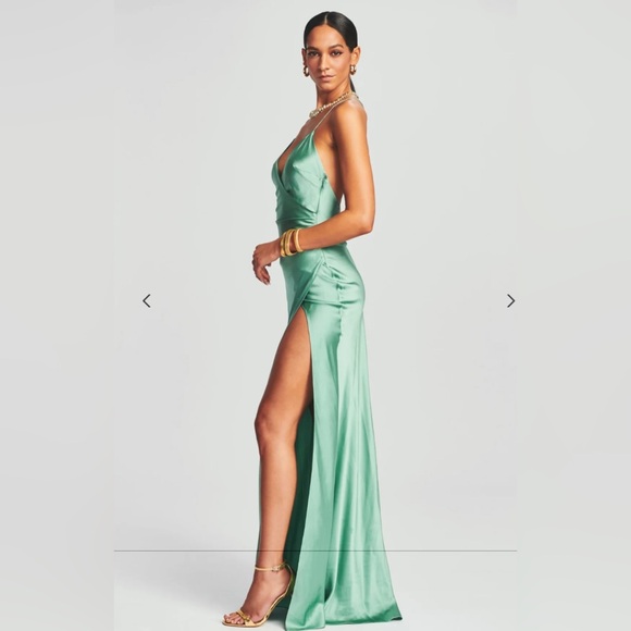 NWT! SER.O.YA EMMA 100% SILK GOWN in Feldspar Green Size S Seroya - Picture 6 of 13